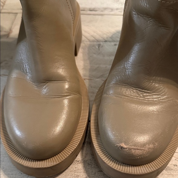 Zara Beige Chunky Knee High Leather Boots Size 6.5/37 Cabincore Cozy Minimalist - Picture 3 of 12